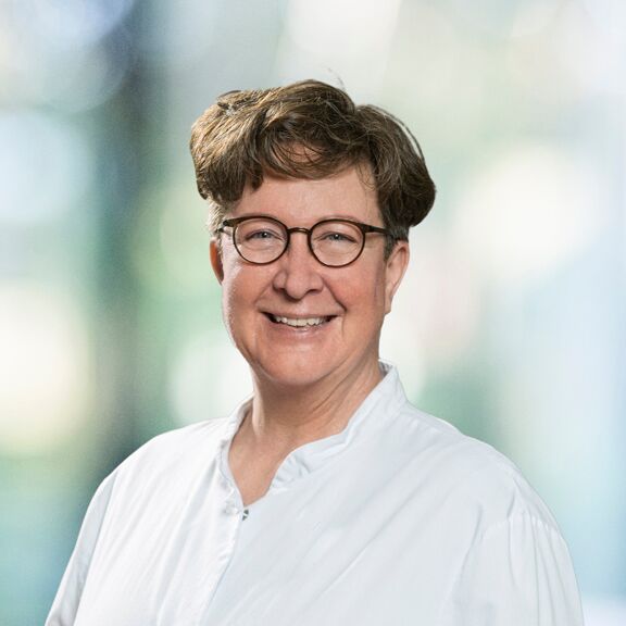 Dr. Carolin Elliger-Wimber